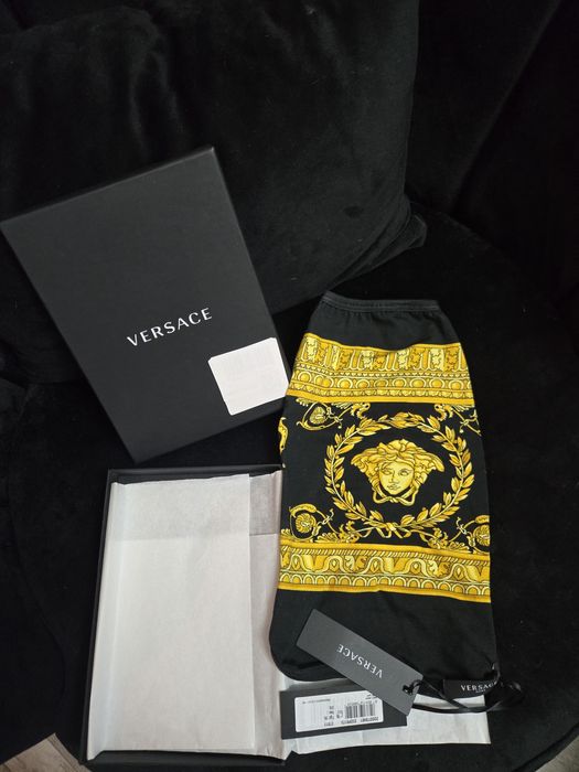 Versace кучешка дреха