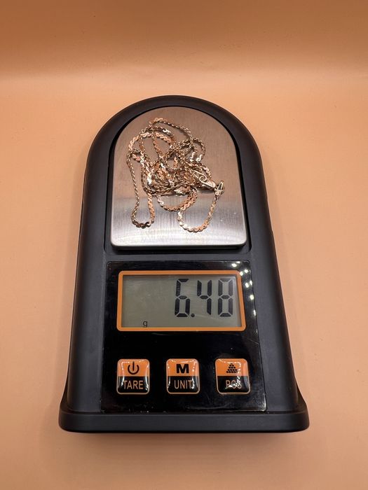 Продам золотую цепочку.