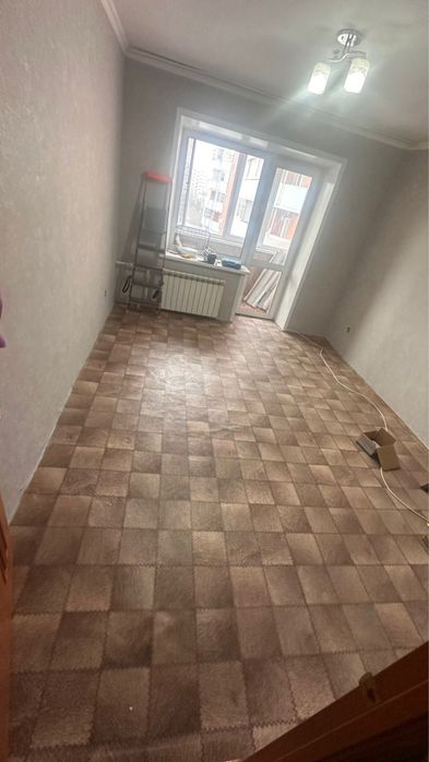 Линолеум б/у в хорошем состоянии