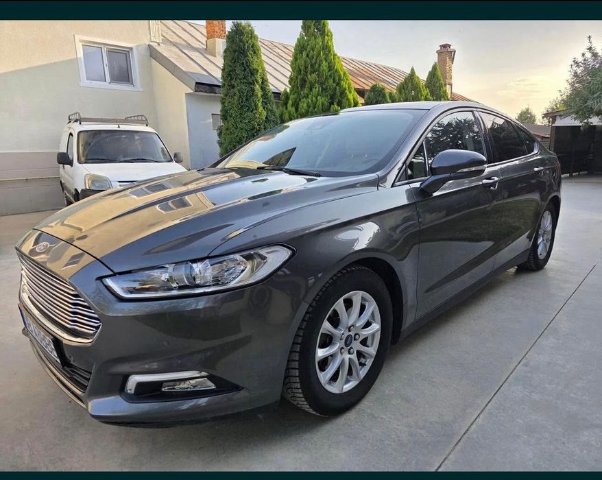 Ford Mondeo an 2016.  9500€