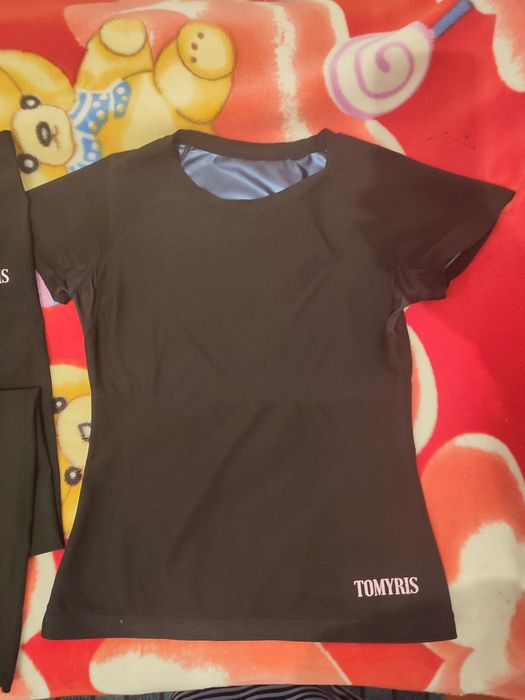 Продам костюм Tomyris