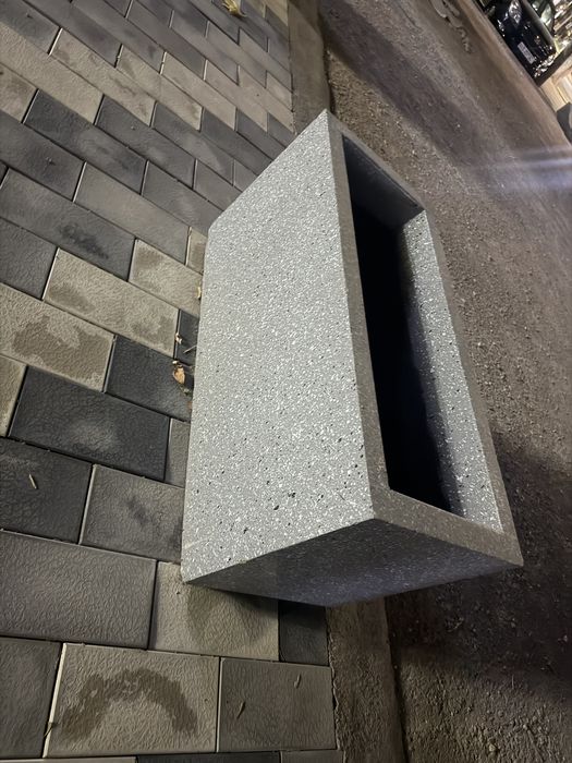 Stol stul beton stoyka tuvakla sotiladi