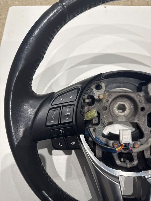 Mazda CX5 кожен волан Мазда СХ5