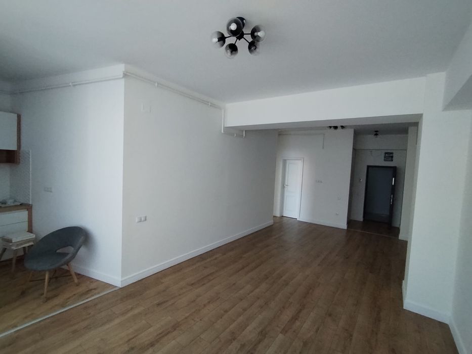 Inchiriez apartament 2 camere /pretabil spatiu birouri Fratii Golesti, Pitesti — fotografia 3