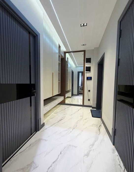 SOTILADI! YAkkasaroy Nukus kochasida 2 xonali kvartira Gai Glinka ID09