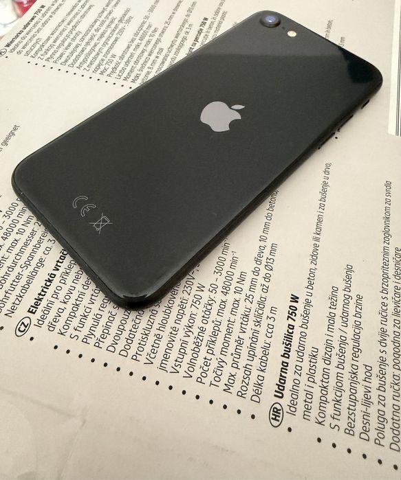 Vând iPhone SE 2 64 GB