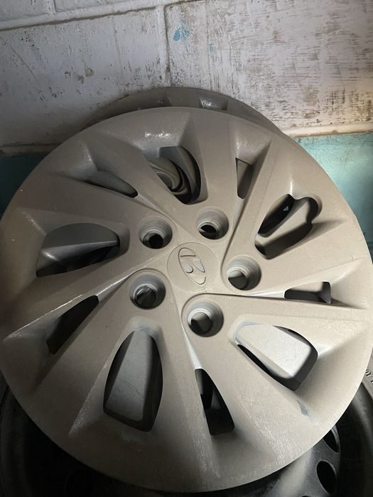 Шина. Диска и калпаки. 195/65/15