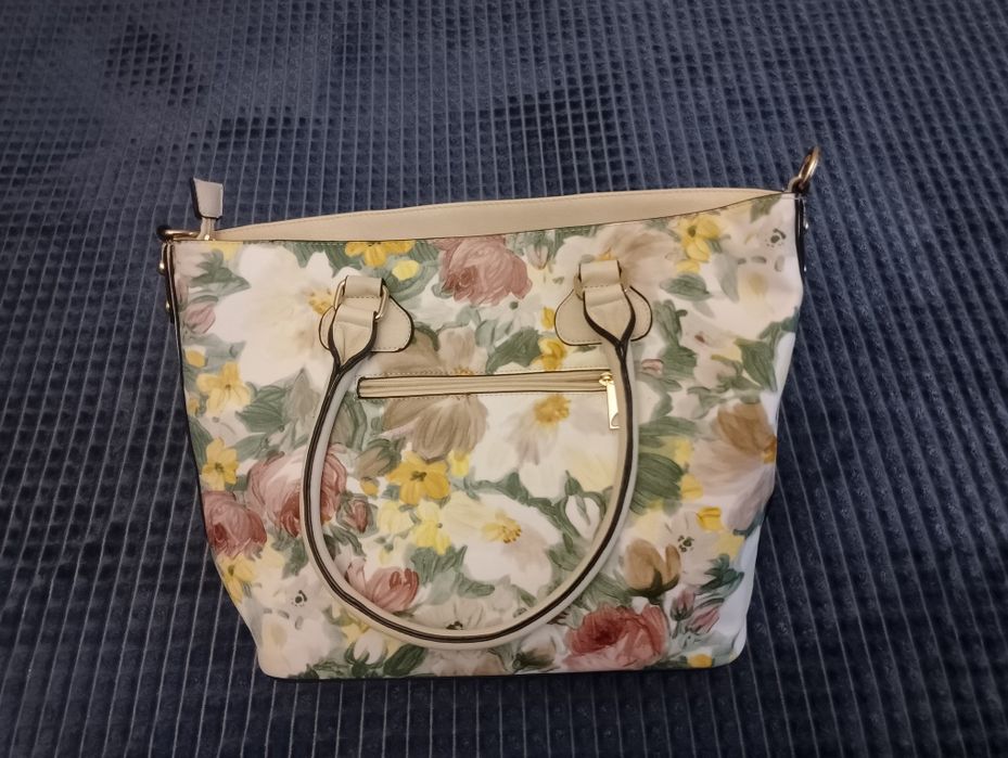 Дамска чанта от екокожа