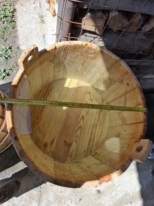 Putina hârdău butoi din lemn