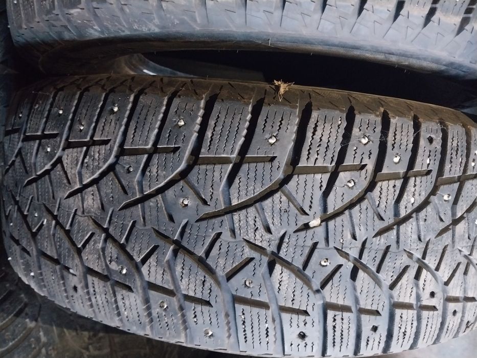 4 шины 265 65 R17 Bridgestone.