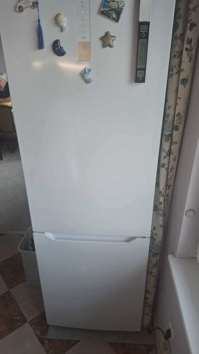 Хладилник комбиниран