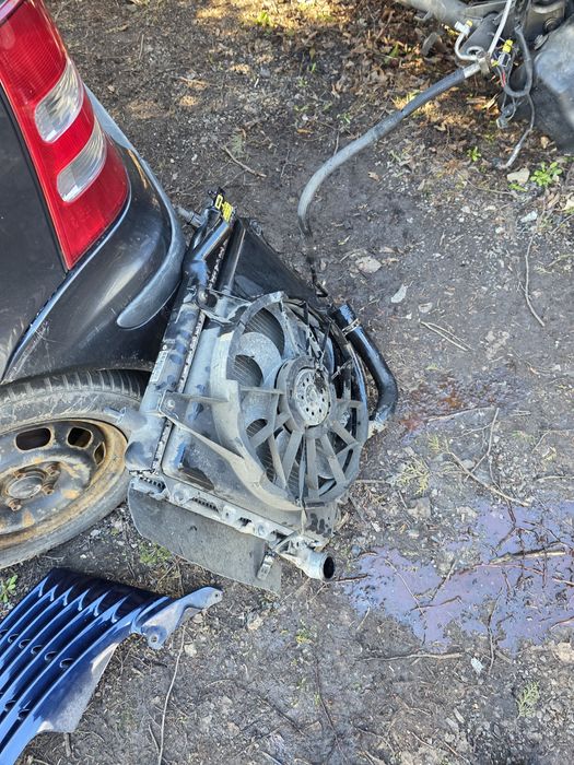 Радиатор на перка за Chrysler Cruiser