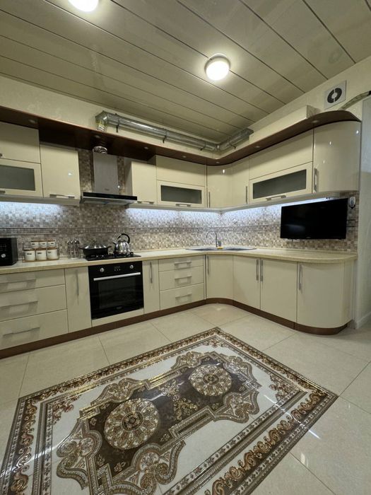 Аренда Улица Навои Ташкент сити Белый дом