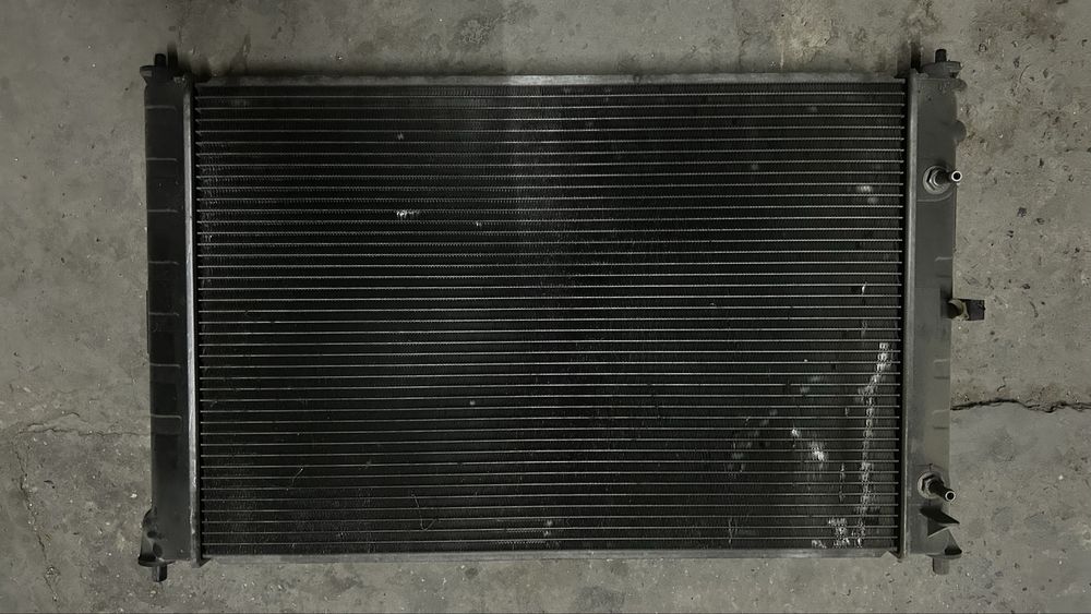 Радиатор Mazda MPV