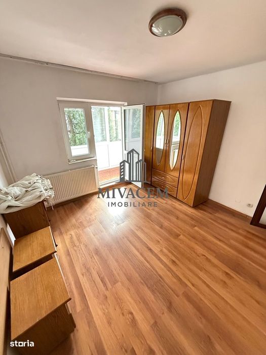4 camere decomandate Craiovita 2 băi 1/4 bilateral 84 mp