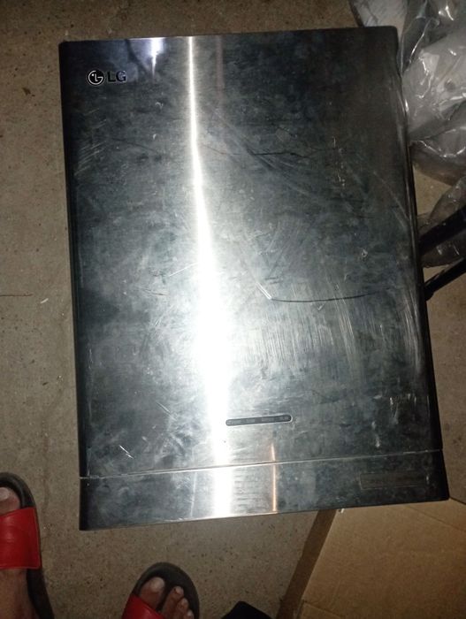 Vând invertor și 4 baterii pentru panouri solare