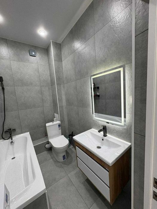 Продам 2х комн Батыс ЖК Сункар