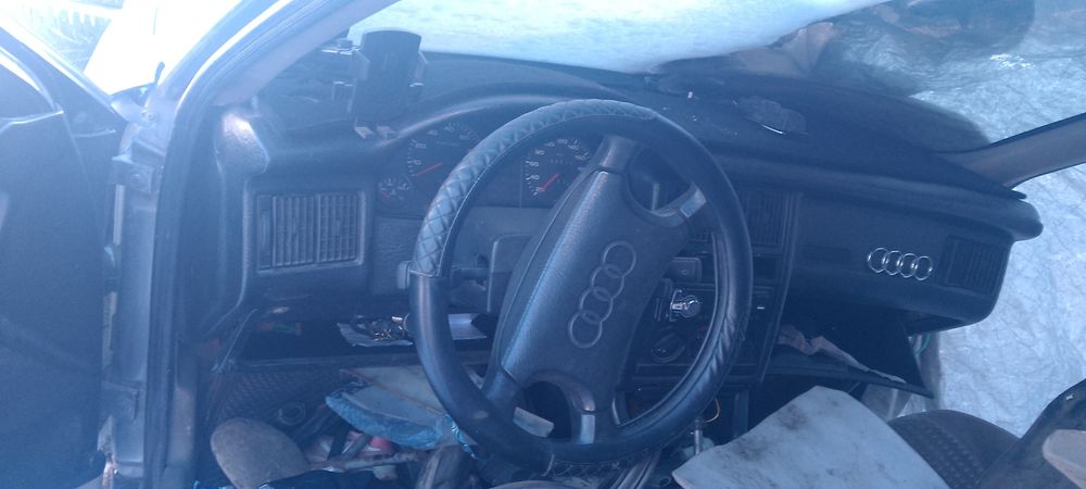 Продам Ауди 80 б3 целиком