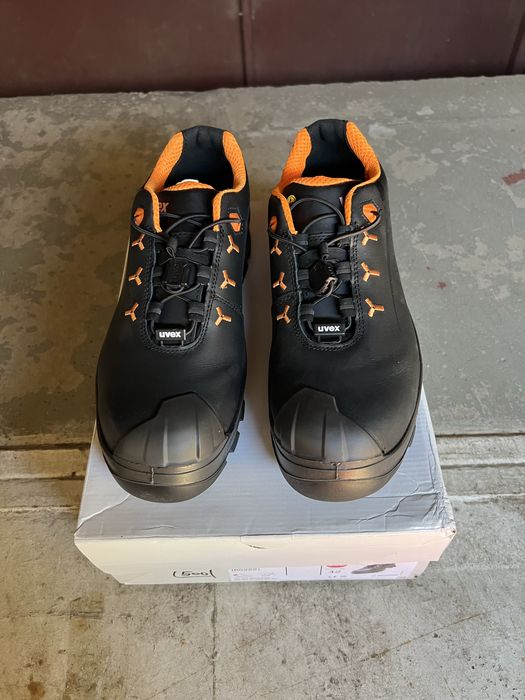 Vand pantofi protectie Uvex marimea 42