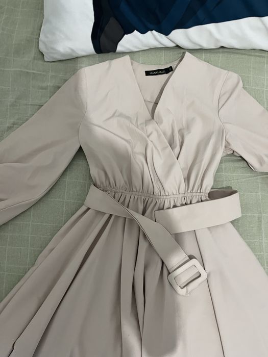 Женское платье пыльно розовое