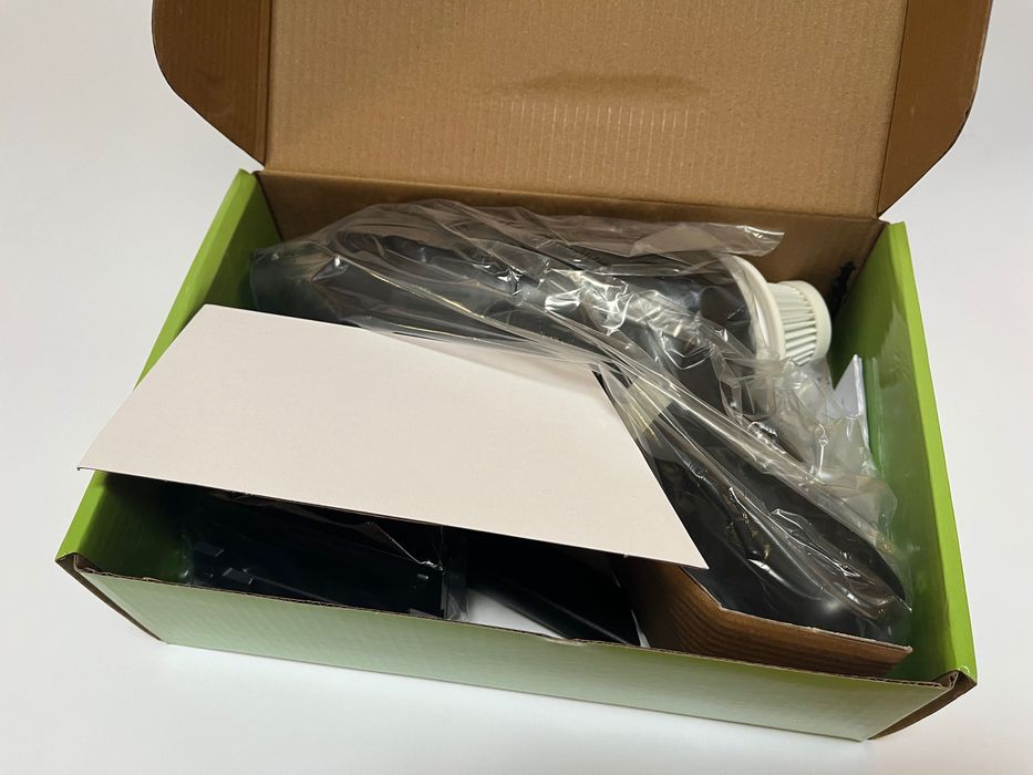 Прахосмукачка за кола, Tracer, 60W, 3 сменяеми глави, HEPA филтър, Без торбичка за прах, Безжична, Черна