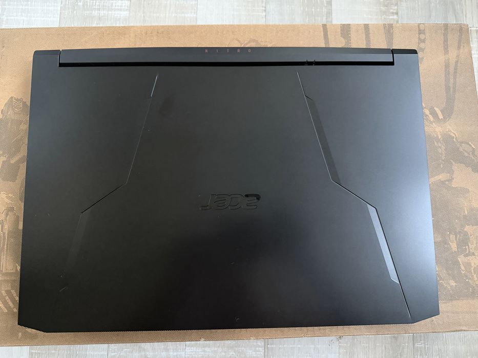 Като нов Acer Nitro 5 17 инча Ryzen  5600H 16GB DDR RTX 3060