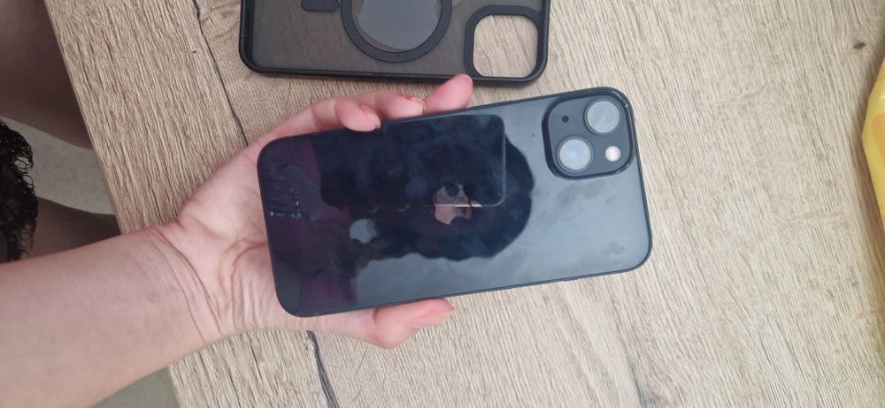 Vand iPhone 13 Midnight nou 128GB