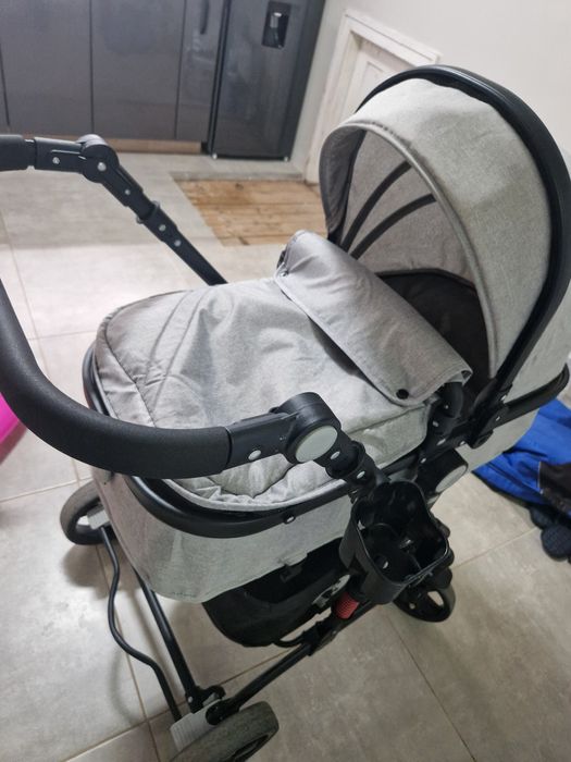 Бебешка количка лорели алба