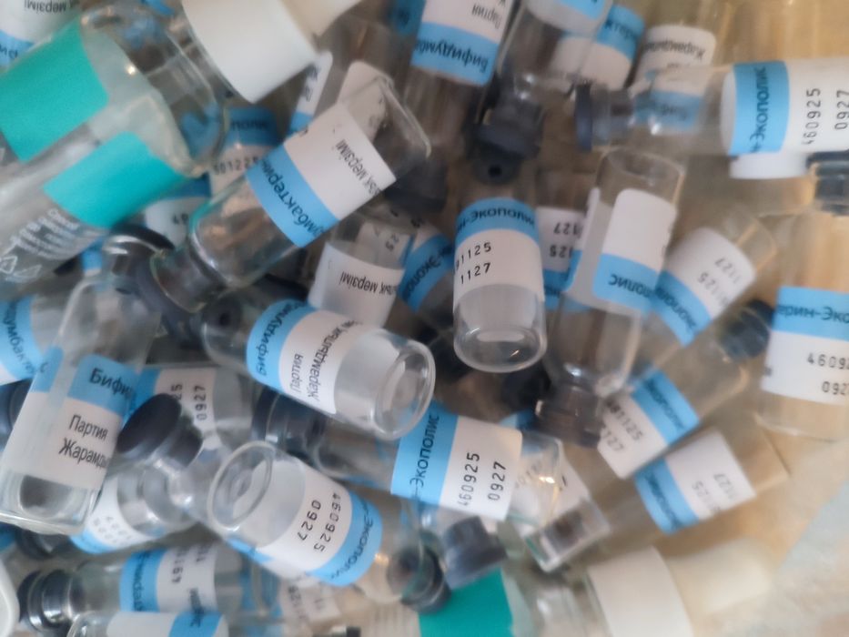 Пробники  или ёмкость для пробников или растворов