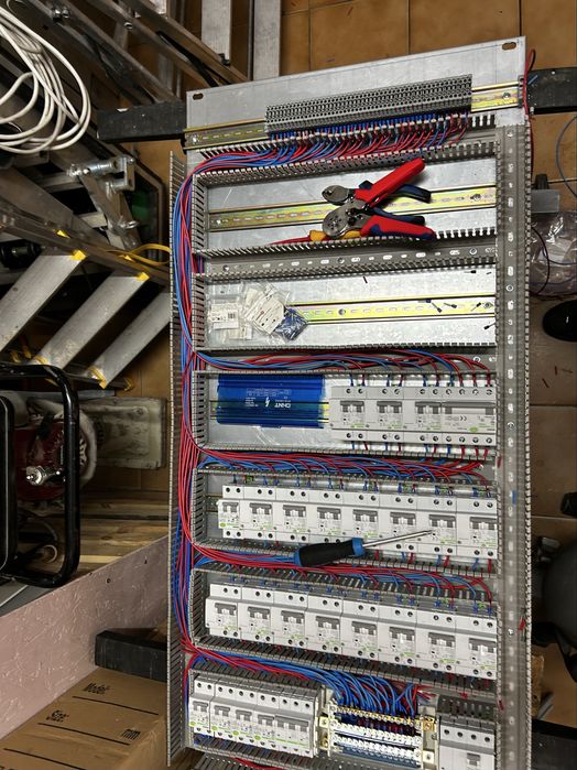 Instalati electrice simple pentru domiciliu