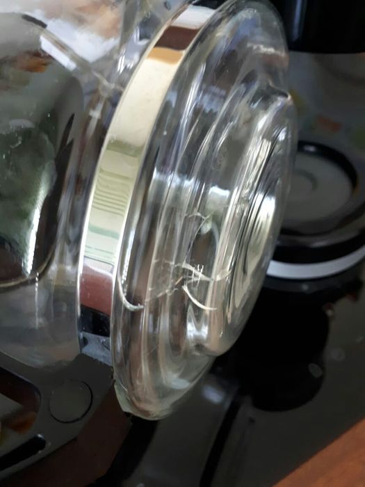 Продам кофеварку полярис и скарлет