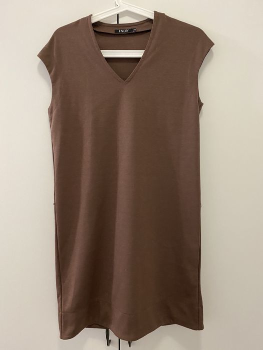 Продам женские платья