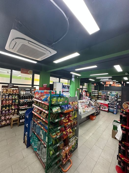 Se vinde afacere! Magazin mixt,suprafață totală de 135mp( 100-vanzare și 35-depozit) !