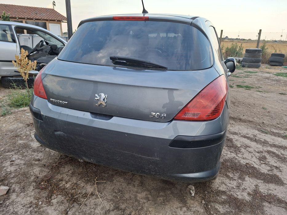 Peugeot 308  на части