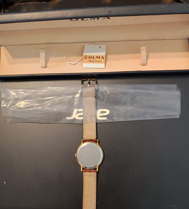 Ceas de mână Olma,  placat  aur, elvețian.