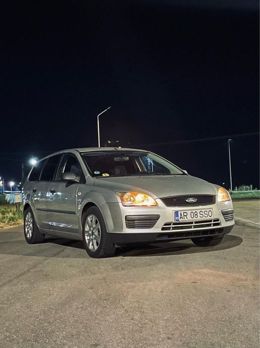 Dezmembrez sau vand intreg  Ford Focus 2