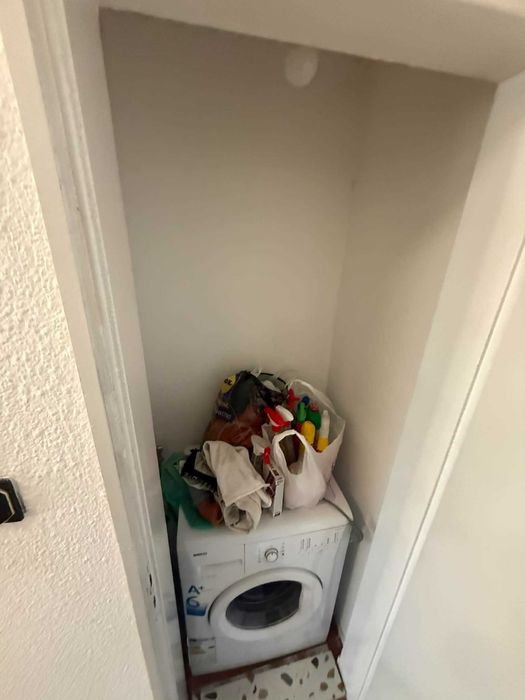 Дава се под наем Тристаен апартамент в София, Света Троица - 70 кв.м за 648.21 € - Снимка #3