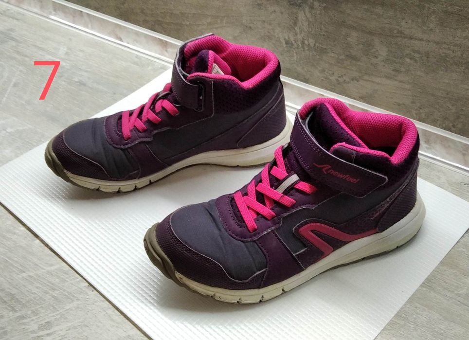 Боти,ботуши номера 30,31,33,34,36