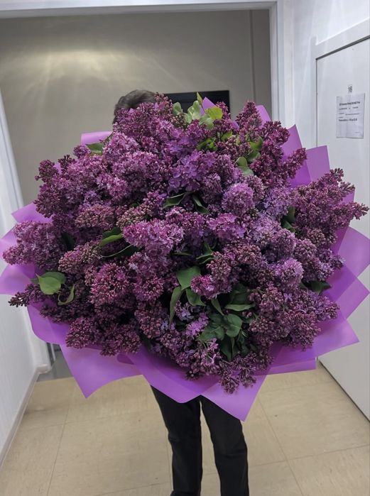 Сирень — большие букеты