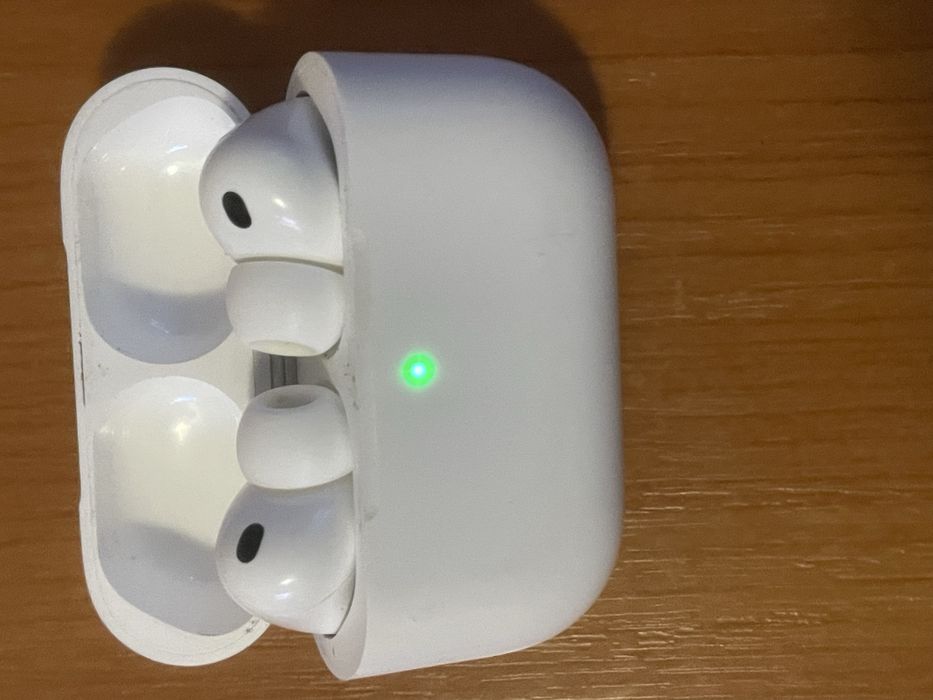 Vand AirPods Pro 3 , Originale 100%. ANC