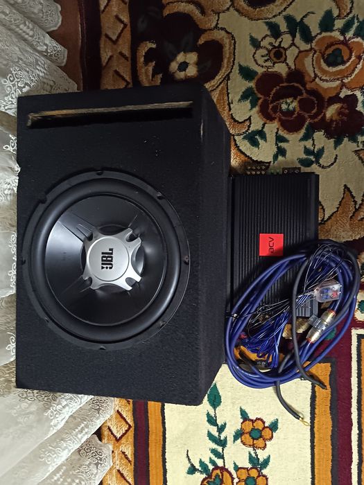 JBL 1100 tali uslitr 4 kanali arginal tulpan simlari bilan birga