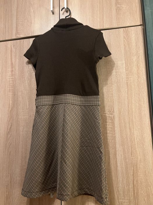 Rochie tricotata in carouri