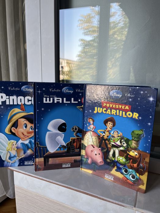 Set de 3 carti din colectie Disney Carti