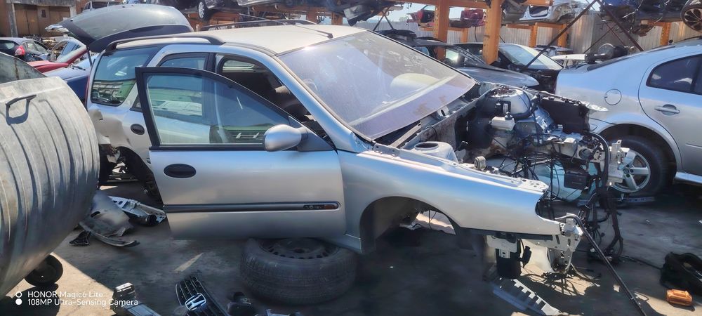 Dezmembrez Renault Laguna - 1 (facelift) (1998 - 2001), 1.6 benzina K4M720, manual, K4M720, JB3181