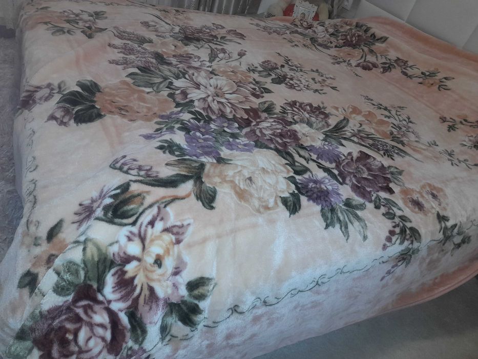 Красиво одеяло тип шалте