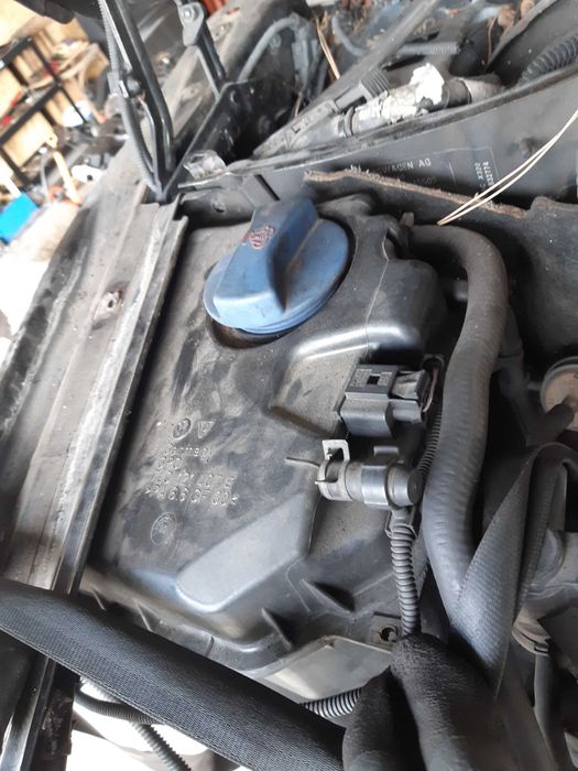 Vas spalator parbriz / Vas lichid servo / Vas expansiune VW TOUAREG 7L