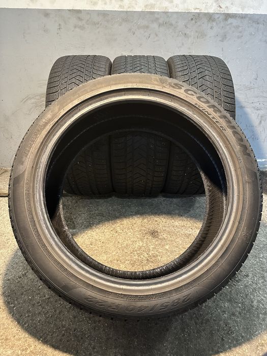 Гуми 285/40/22 PIRELLI Scorpion Winter