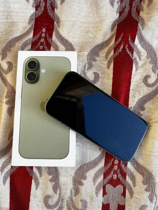 IPhone 17  256 MB с гарантией