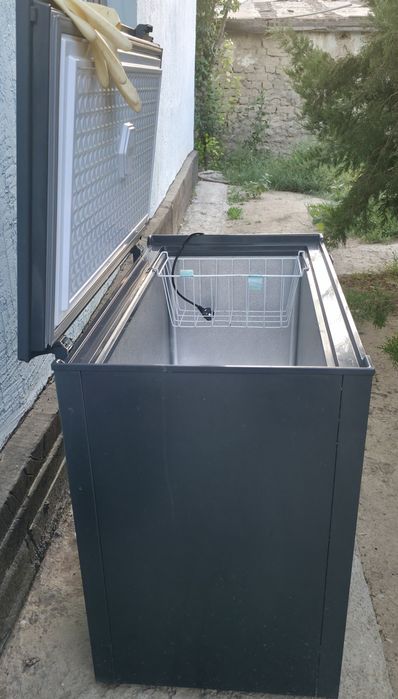 Продается морозильник