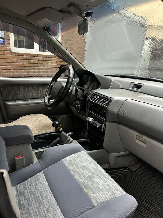 Mitsubishi space runner